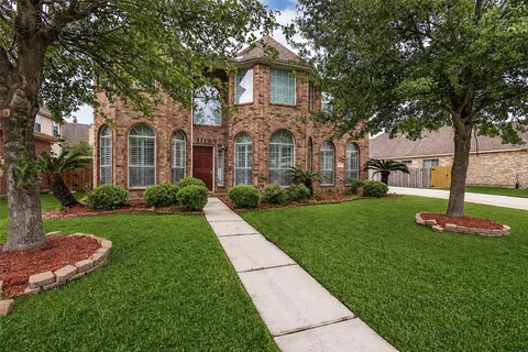 $445,000 | 6807 Chapelfield Lane, Houston, TX 77049