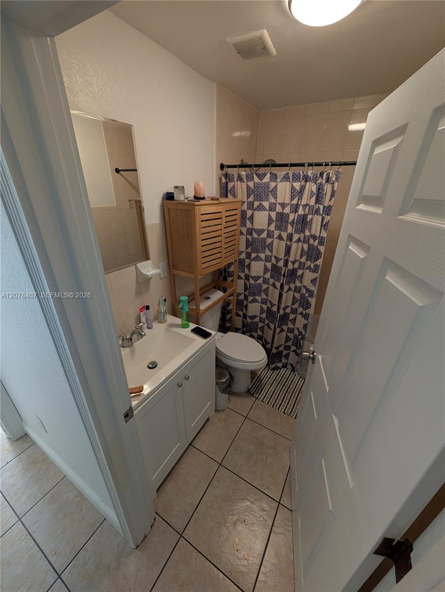 225 Northwest 53rd Street, Unit R Miami, FL 33127 - Photo 13 of 19 Gallery Image 13