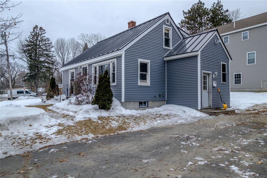 96 Hammond Road Westbrook, ME 04092 - Photo 2 of 34 Photo
