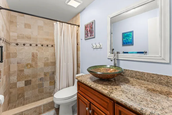 $775,000 | 200 Waterway Road, Unit 104, Tequesta, FL 33469