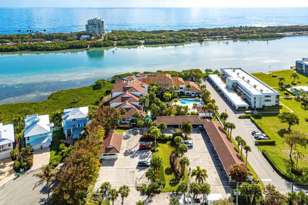 $775,000 | 200 Waterway Road, Unit 104, Tequesta, FL 33469