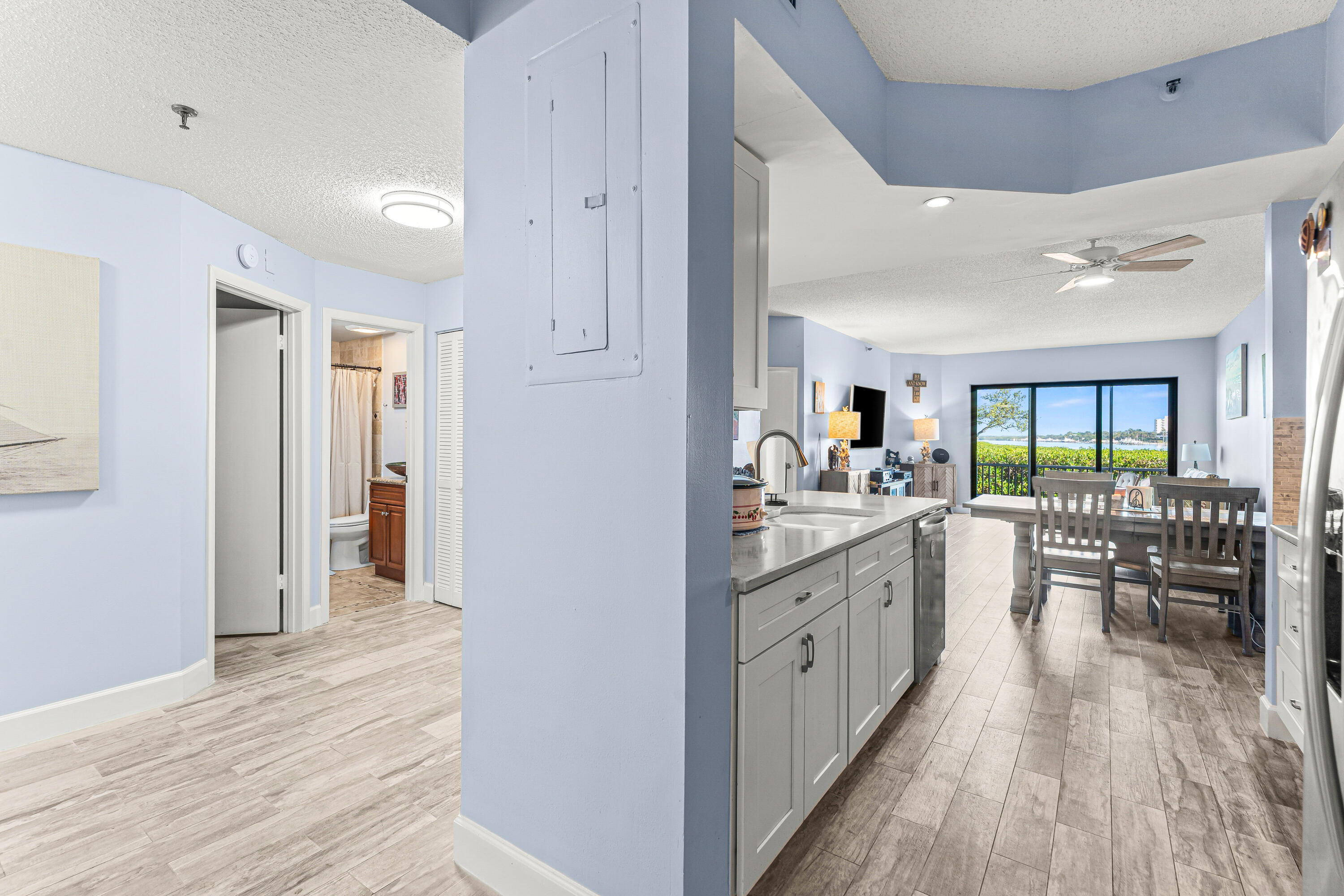 200 Waterway Road, Unit 104 Tequesta, FL 33469 - Photo 10 of 45 011-200WaterwayRoad-104-Tequesta-FL-3346