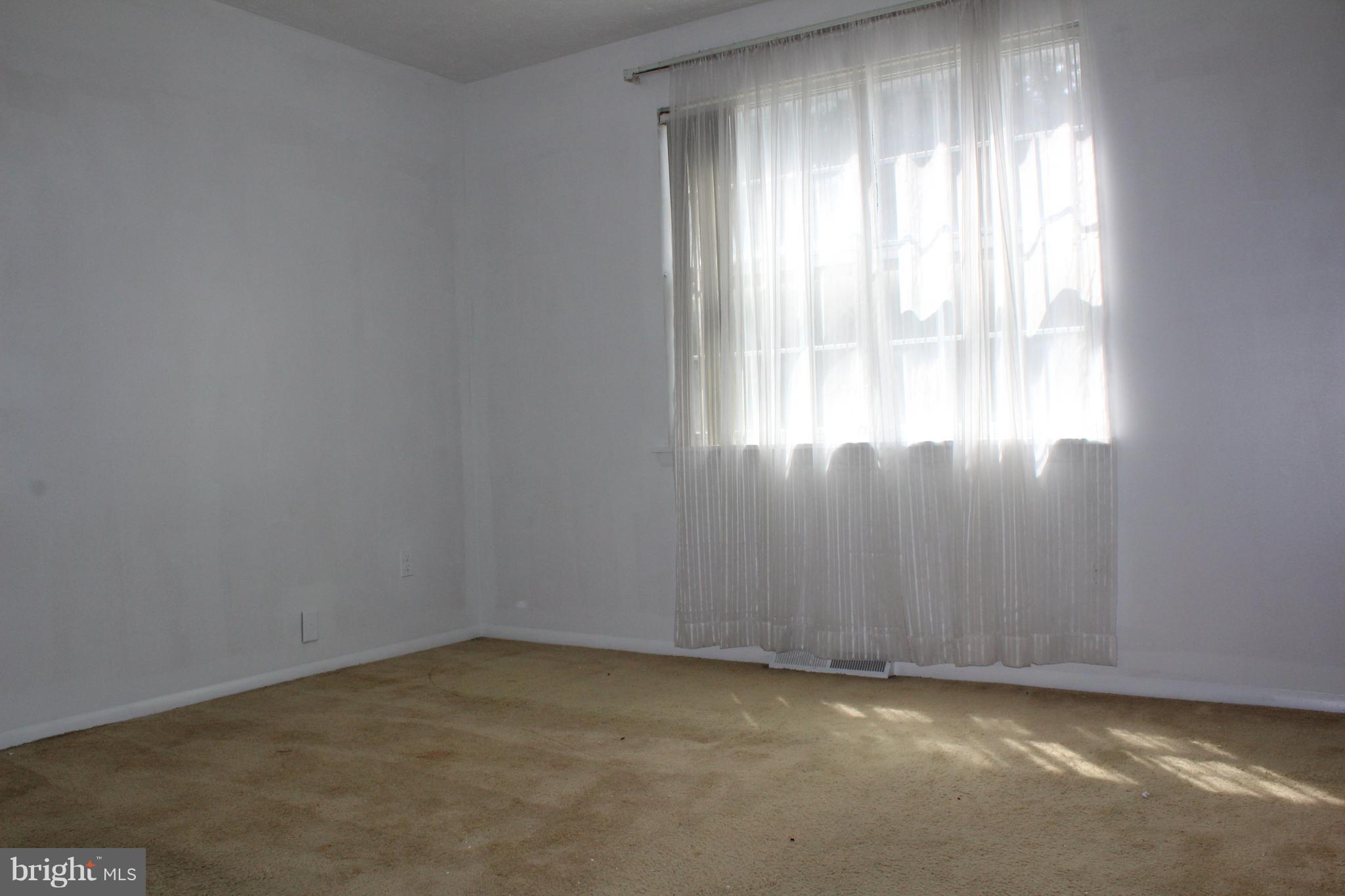 7902 New Freetown Road Pasadena, MD 21122 - Photo 16 of 30 Bedroom (Master)