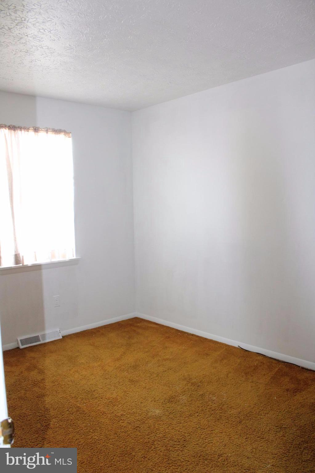 7902 New Freetown Road Pasadena, MD 21122 - Photo 19 of 30 Bedroom 2