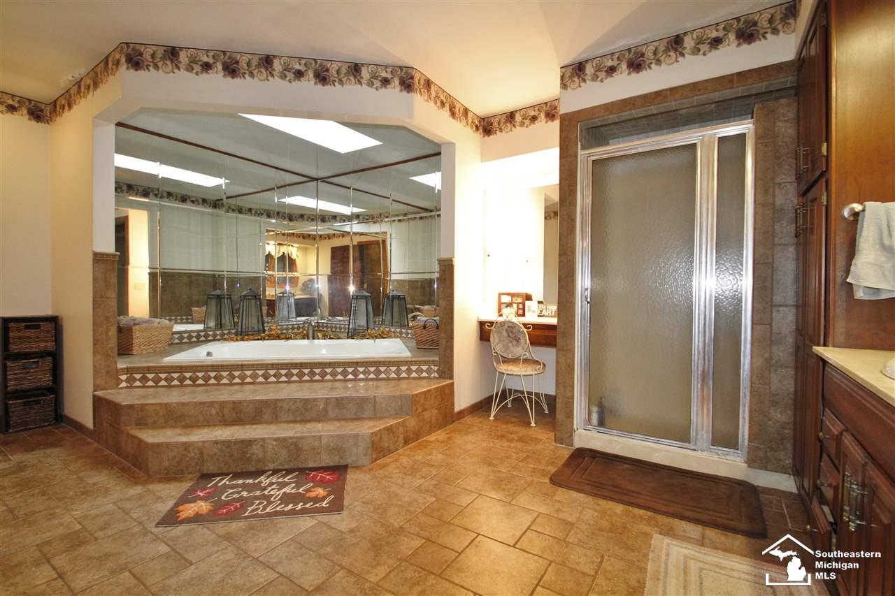 4903 Newport Road Newport, MI 48166 - Photo 36 of 47 31396575-35.JPG