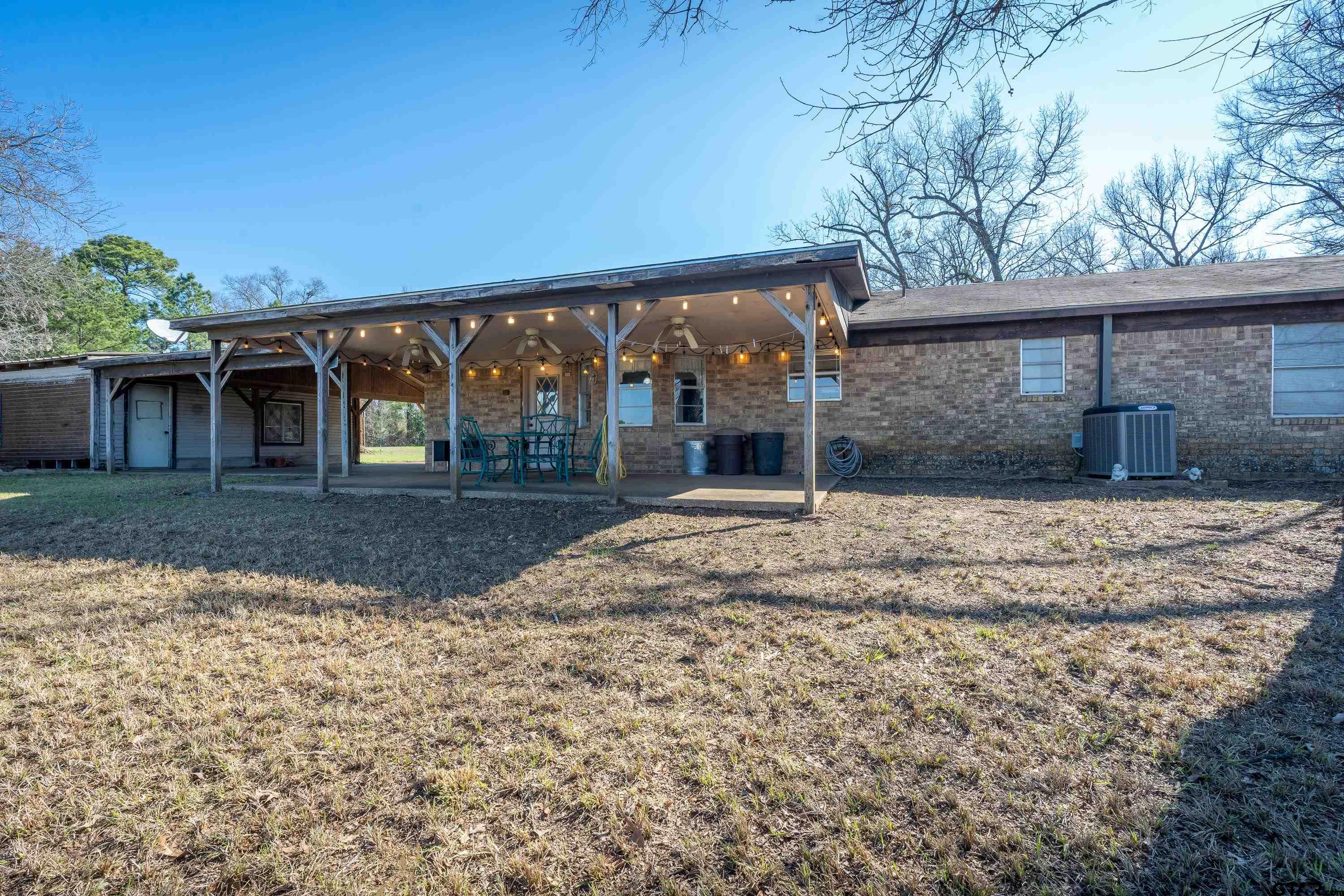 218 Stanley Road Longview, TX 75603 - Photo 4 of 35