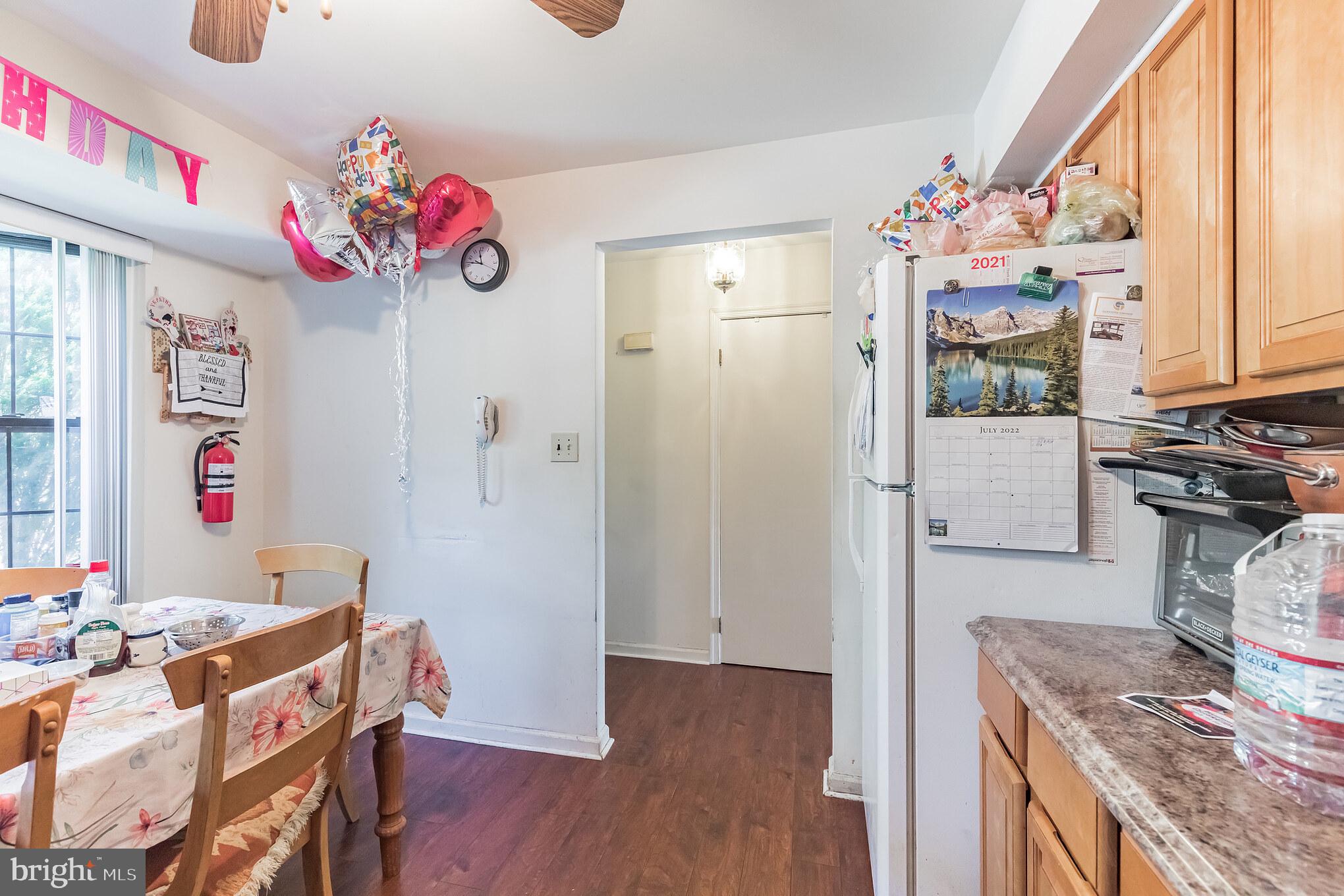 310 Cherrywood Drive Clementon, NJ 08021 - Photo 14 of 28