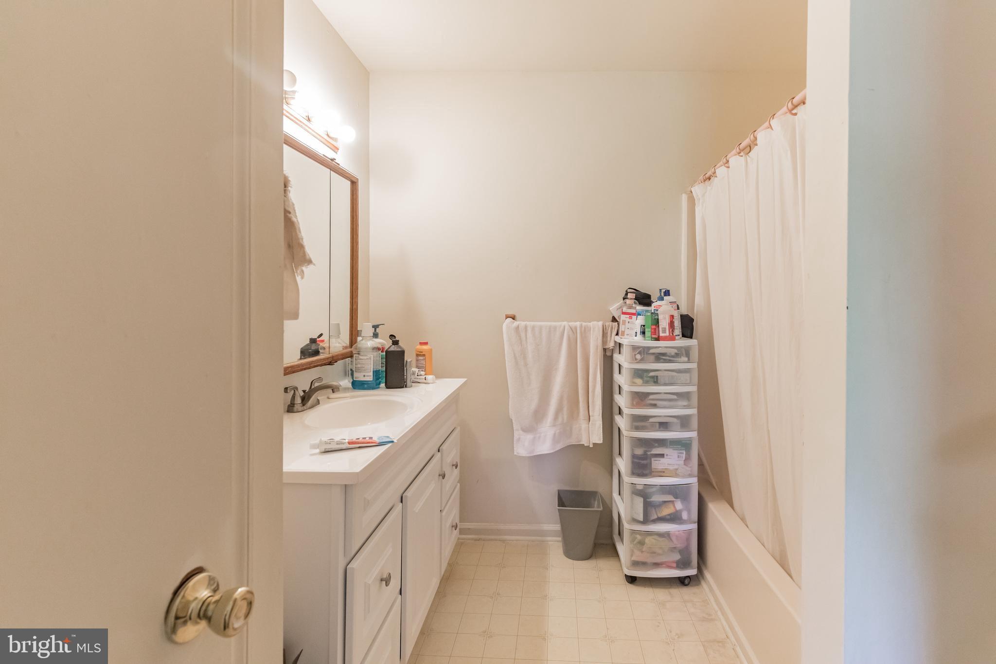 310 Cherrywood Drive Clementon, NJ 08021 - Photo 21 of 28