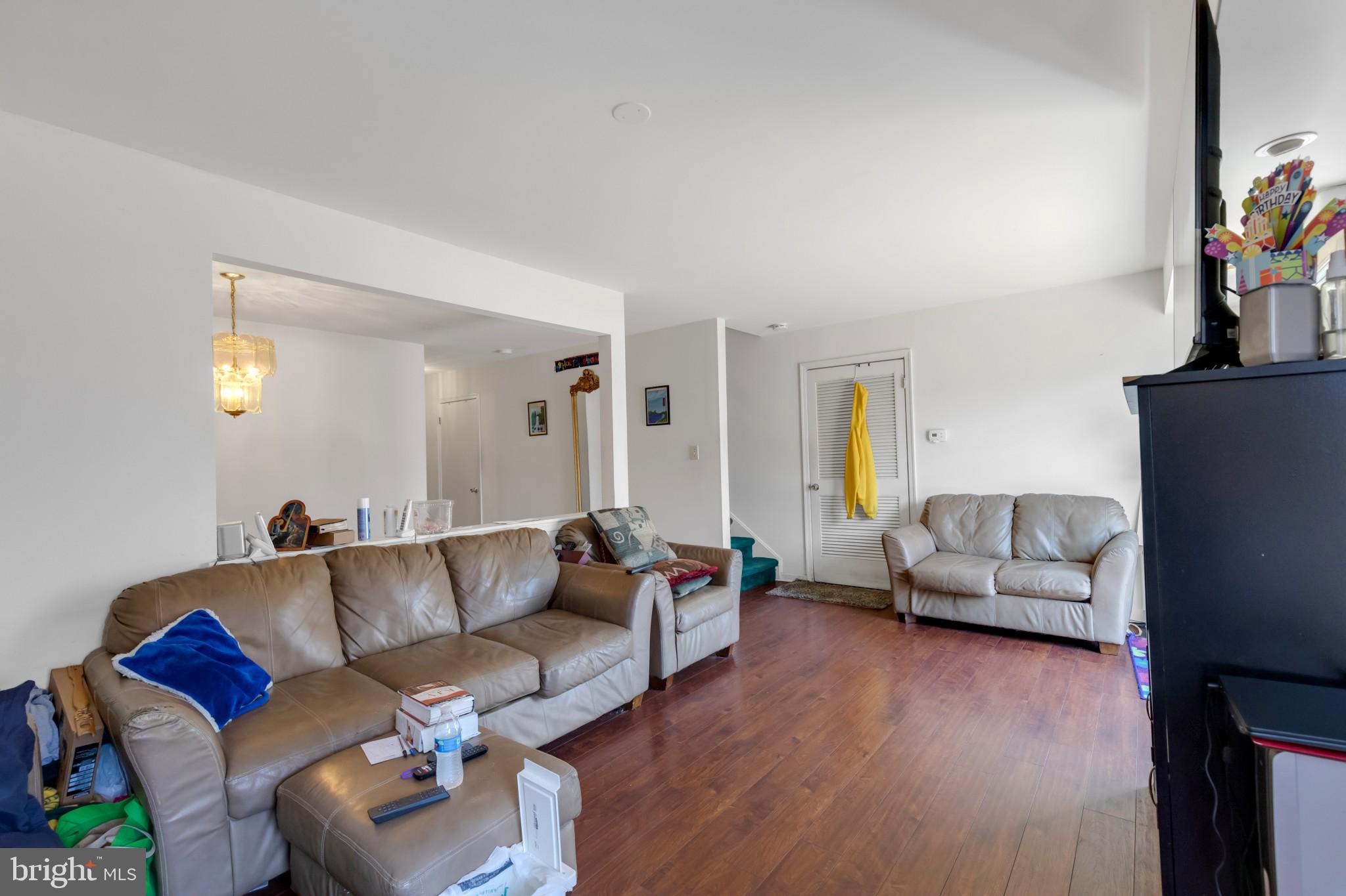 310 Cherrywood Drive Clementon, NJ 08021 - Photo 8 of 28