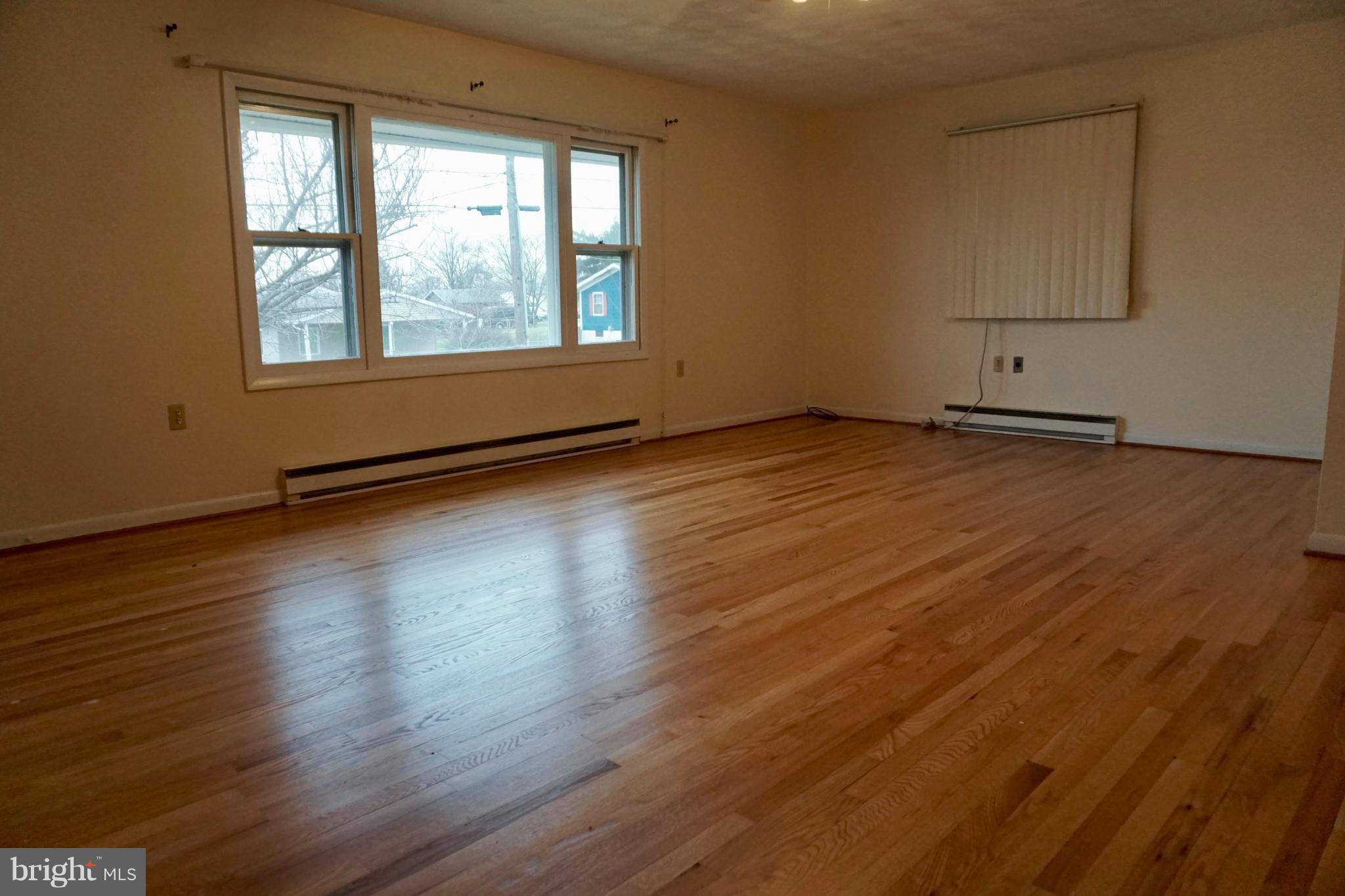 50 Stayman Drive Ranson, WV 25438 - Photo 4 of 27 Living Room