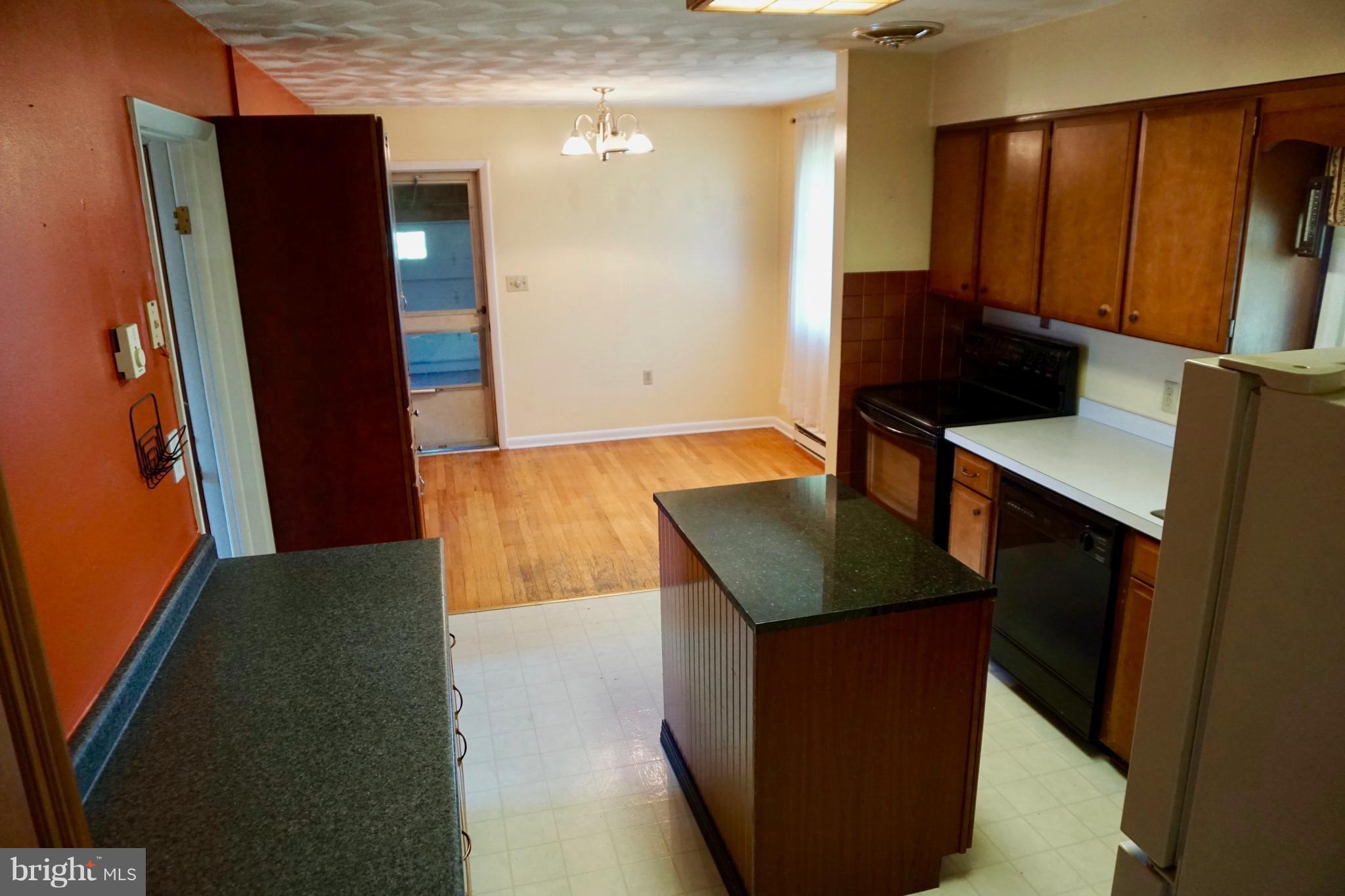 50 Stayman Drive Ranson, WV 25438 - Photo 6 of 27 Kitchen