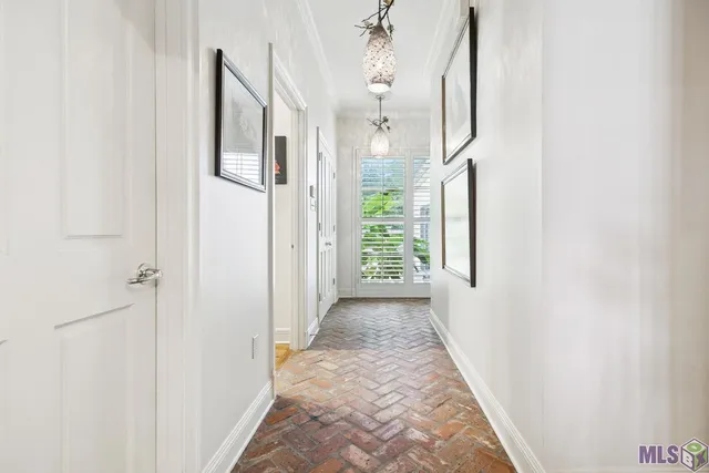 $1,499,900 | 18467 East Village Way Drive, Baton Rouge, LA 70810