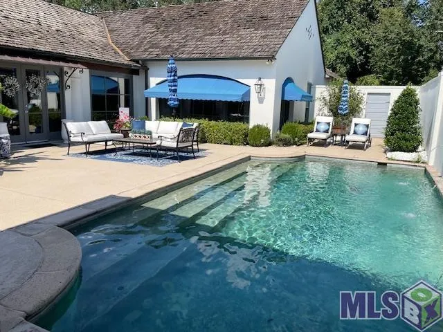 $1,499,900 | 18467 East Village Way Drive, Baton Rouge, LA 70810