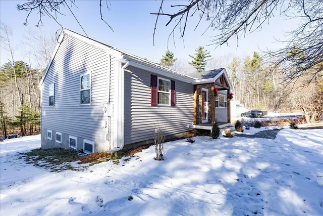 $759,900 | 85 East Road, Atkinson, NH 03811