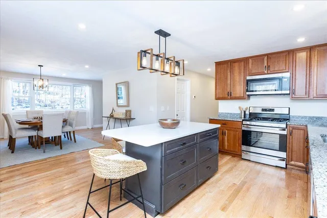 $759,900 | 85 East Road, Atkinson, NH 03811