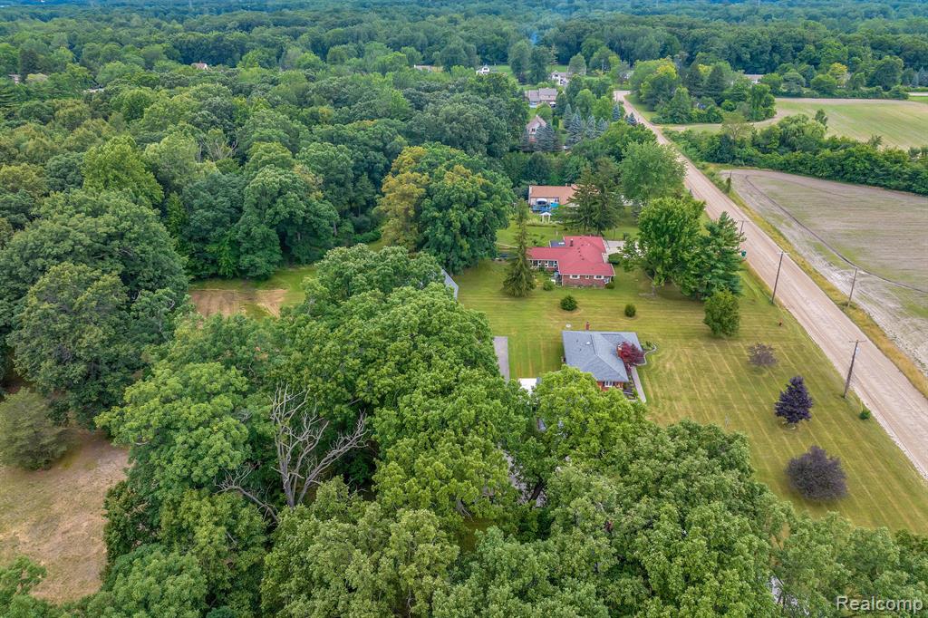 26400 Romine Road New Boston, MI 48164 - Photo 31 of 42 Gallery Image 31