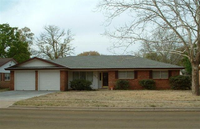 3012 68th Street Lubbock, TX 79413 - Photo 1 of 10 Photo 1