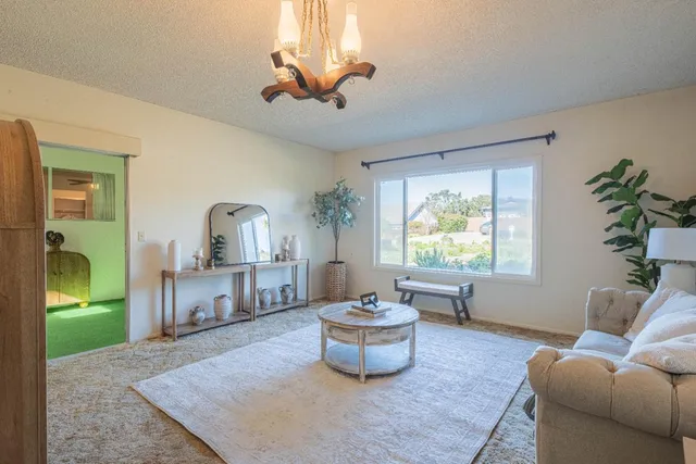 $789,000 | 9525 South Century Oak Road, Salinas, CA 93907