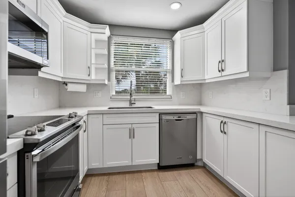 $3,800 | 805 Mainsail Circle, Jupiter, FL 33477