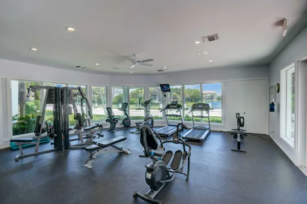 $3,800 | 805 Mainsail Circle, Jupiter, FL 33477