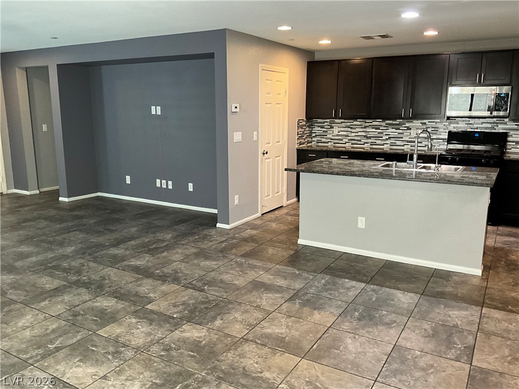 3160 Teaderman Walk Henderson, NV 89044 - Photo 5 of 12