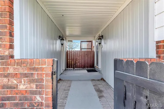 $2,250 | 5372 Chatfield Drive, St. Louis, MO 63129