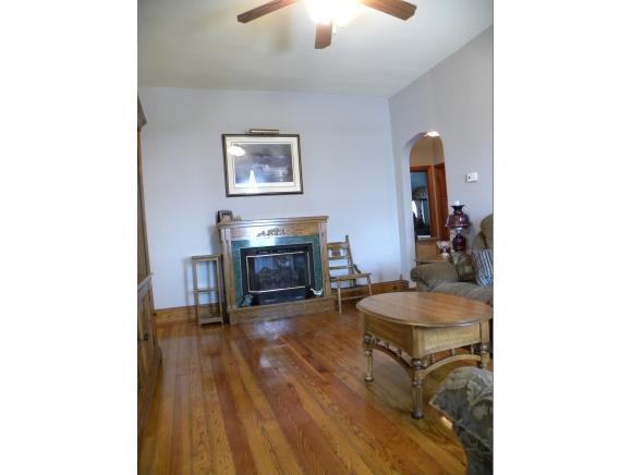 298 Decatur Street Aurora, IN 47001 - Photo 12 of 24 Gallery Image 12