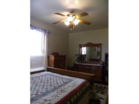 298 Decatur Street Aurora, IN 47001 - Photo 14 of 24 Gallery Image 14
