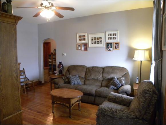 298 Decatur Street Aurora, IN 47001 - Photo 9 of 24 Gallery Image 9