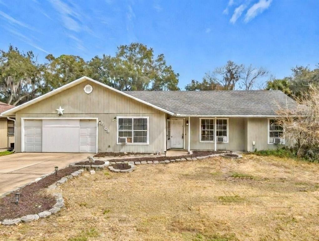 2509 Juniper Drive Edgewater, FL 32141 - Photo 2 of 16