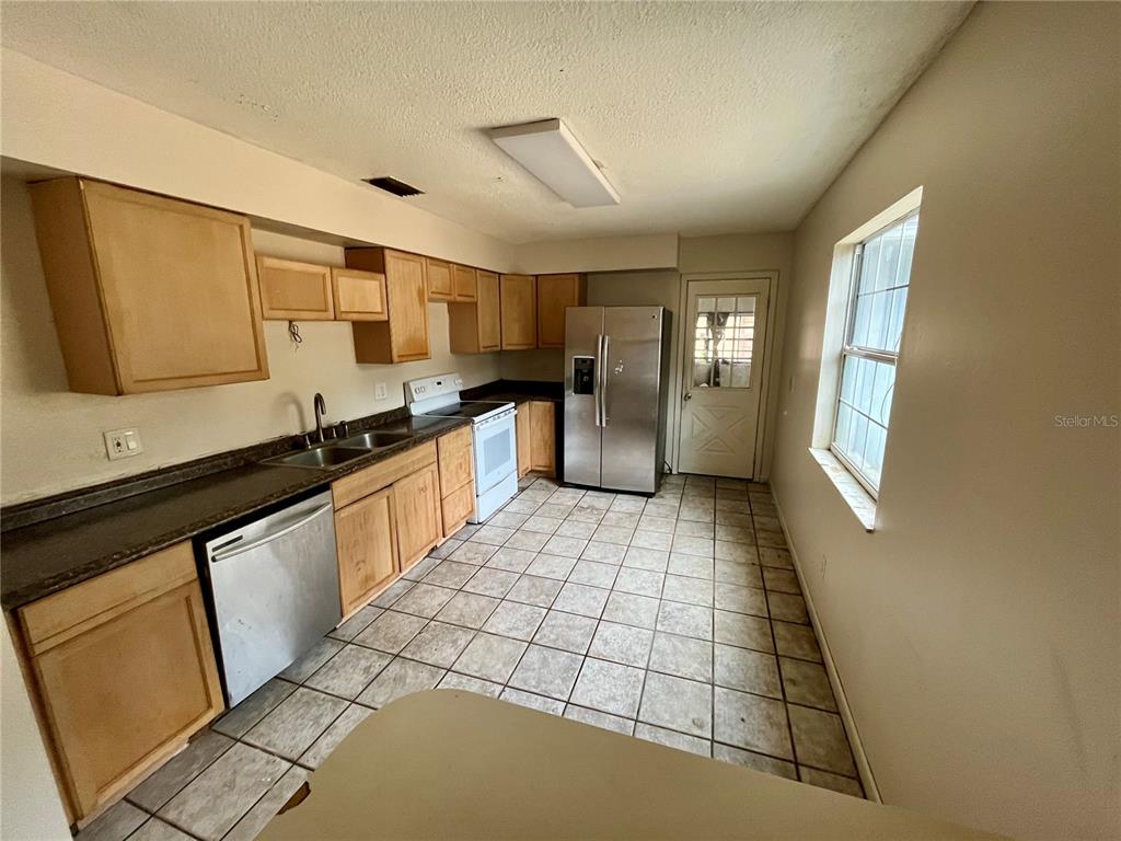 2509 Juniper Drive Edgewater, FL 32141 - Photo 6 of 16