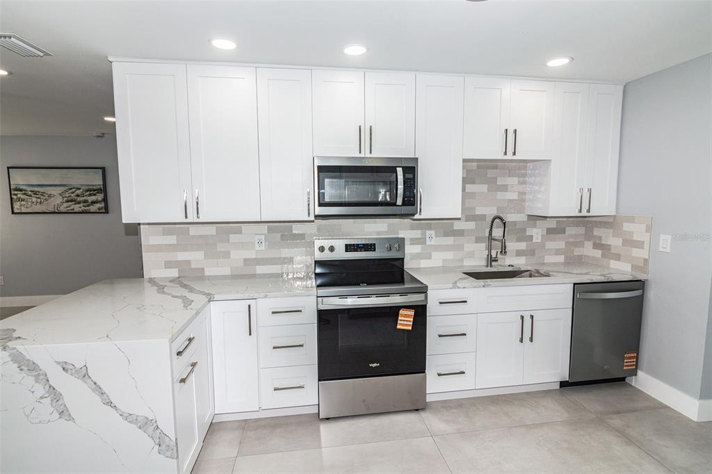 352 144th Avenue Madeira Beach, FL 33708 - Photo 34 of 51