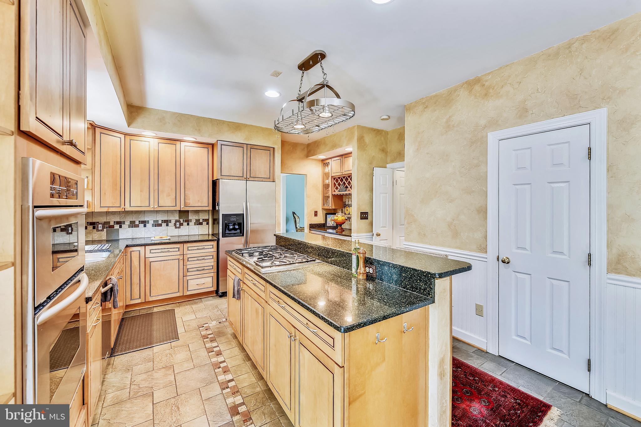 43351 Ritter Lane Chantilly, VA 20152 - Photo 11 of 67 Gallery Image 11