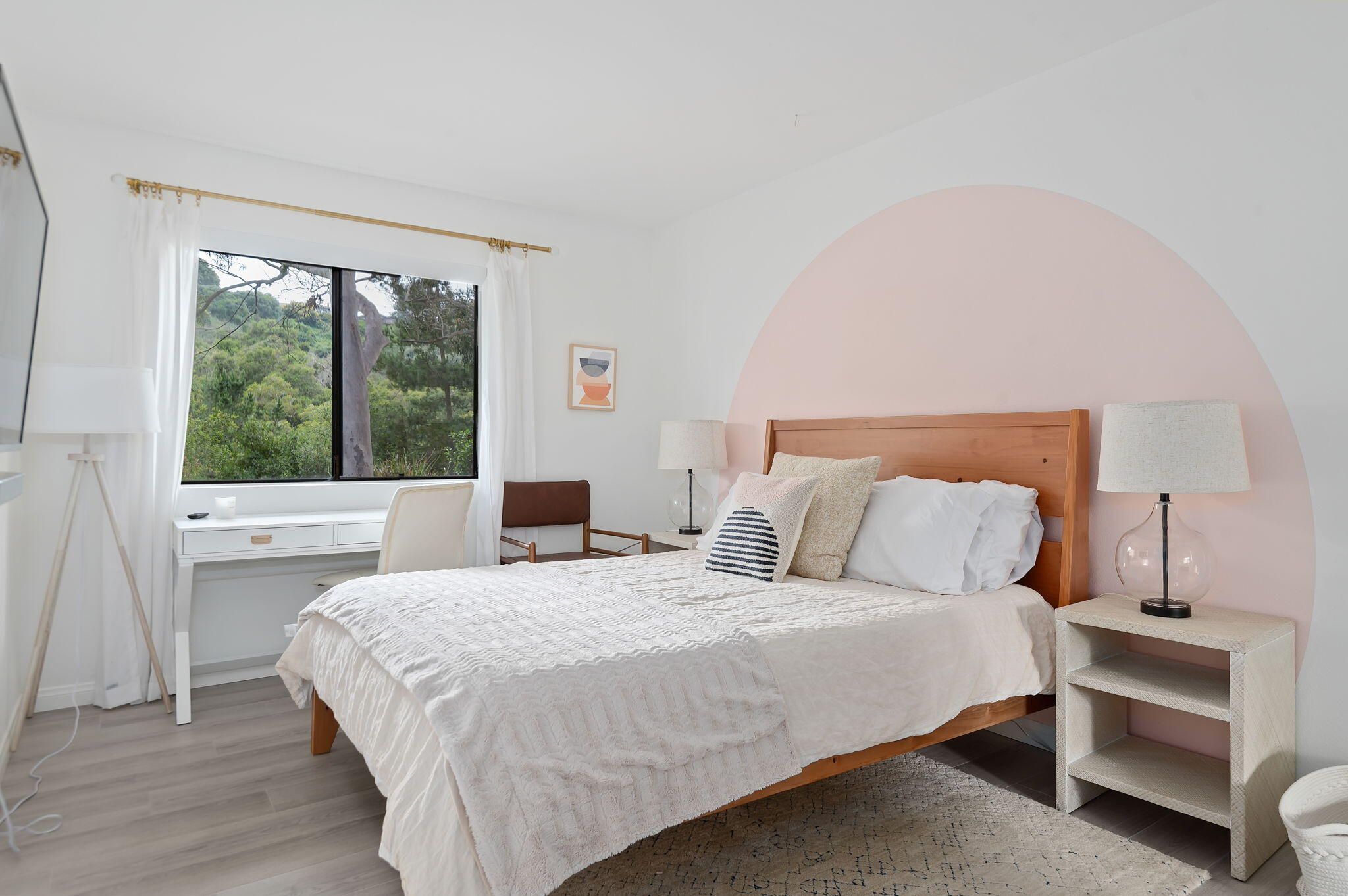 1031 Miramonte Drive, Unit 2 Santa Barbara, CA 93109 - Photo 8 of 15 08 - Bedroom 1