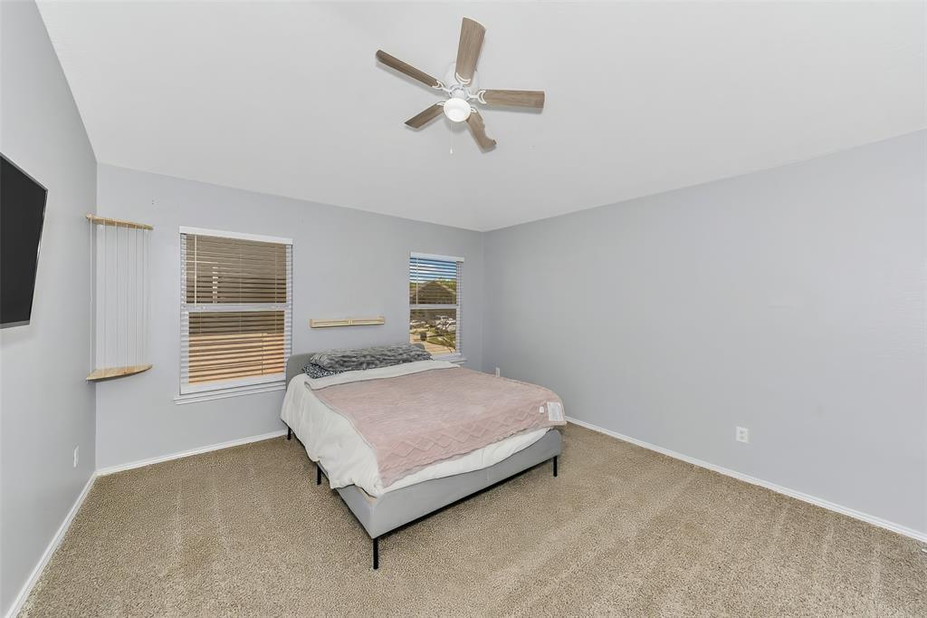 13637 Cherokee Ranch Road Fort Worth, TX 76262 - Photo 28 of 37