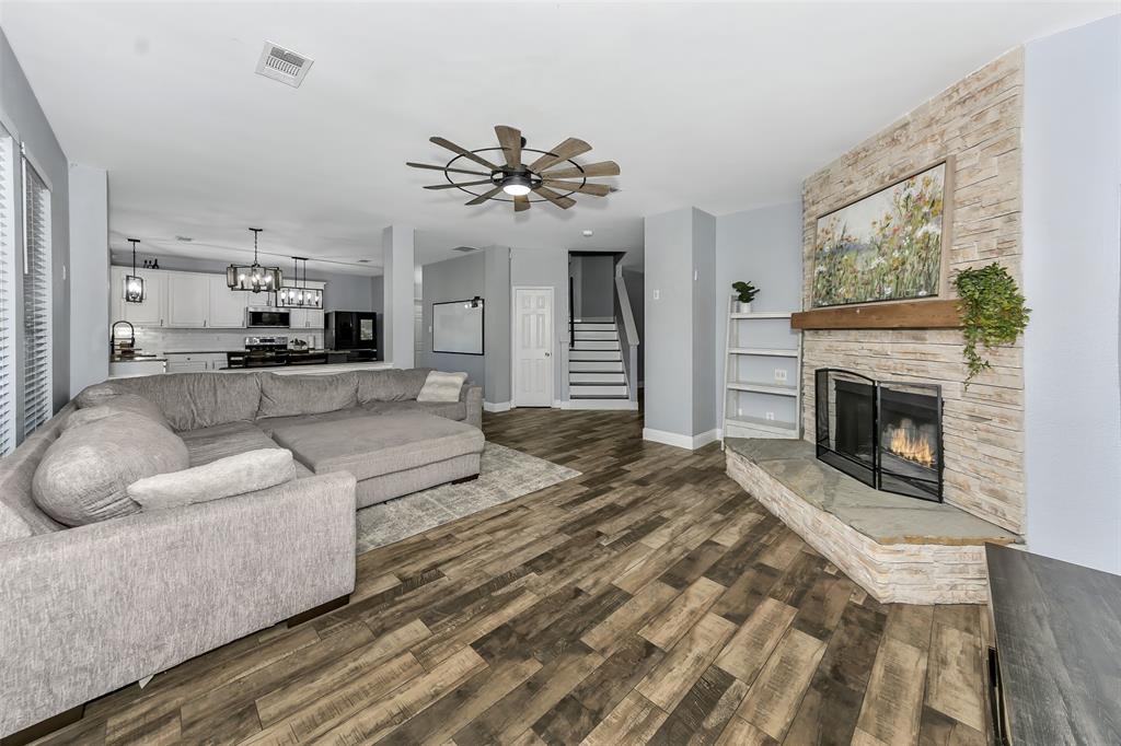 13637 Cherokee Ranch Road Fort Worth, TX 76262 - Photo 8 of 37 Second downstairs living space, view 2