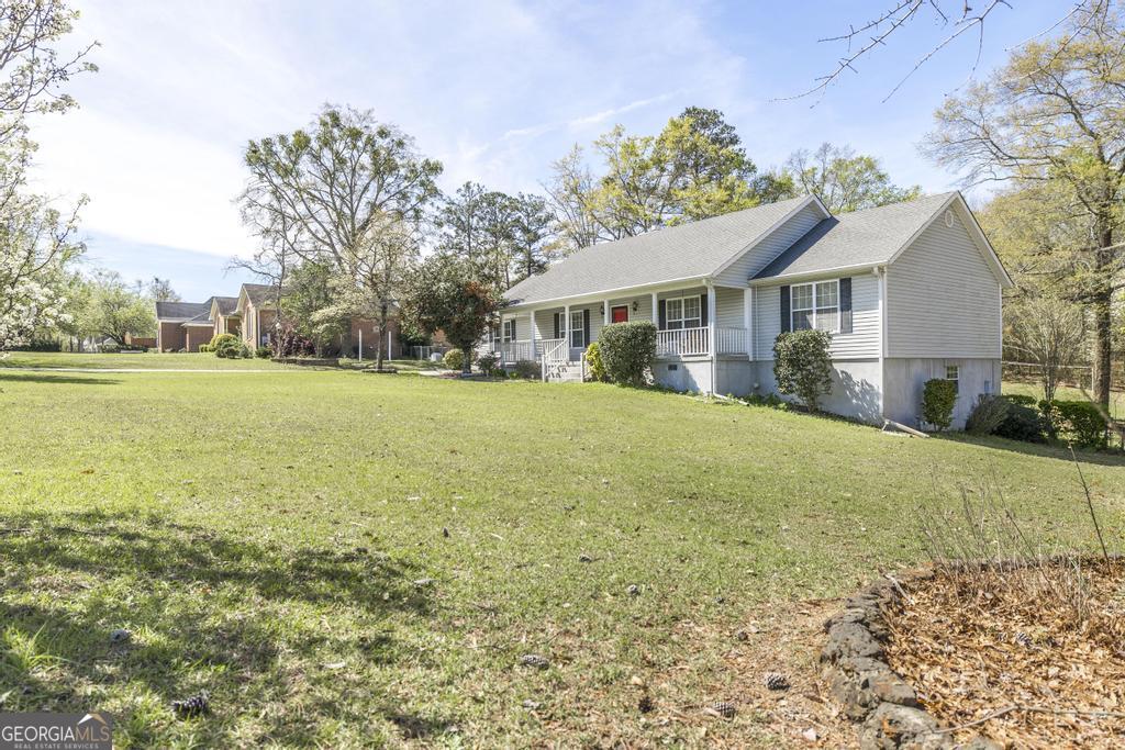 181 Timber Ridge Drive Macon, GA 31216 - Photo 3 of 37