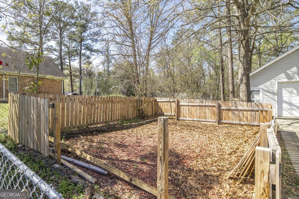 181 Timber Ridge Drive Macon, GA 31216 - Photo 32 of 37