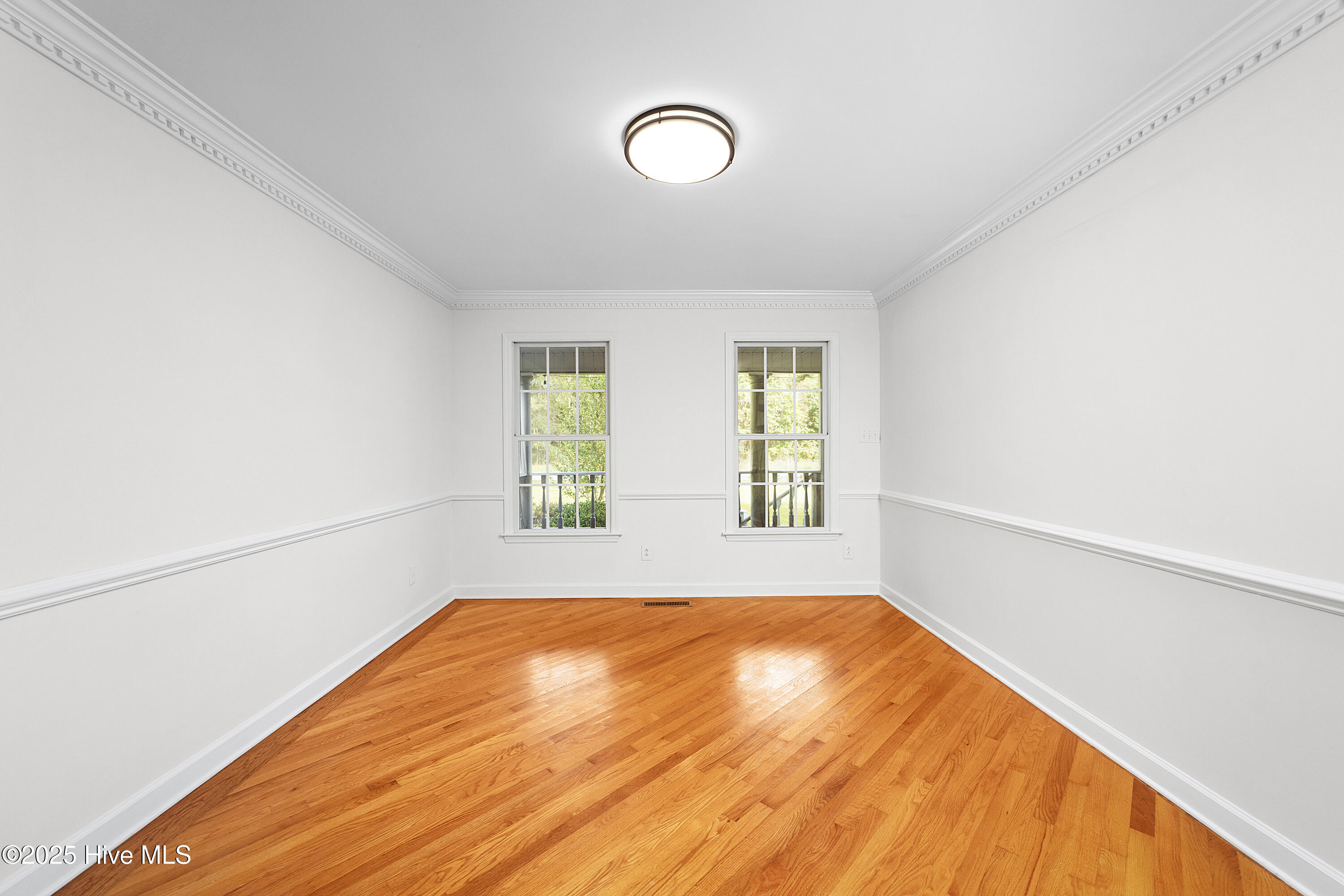 4449 Kershaw Road Oriental, NC 28571 - Photo 8 of 24 Dining Room
