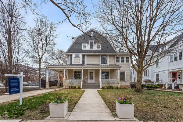 $1,925,000 | 1735 Asbury Avenue, Evanston, IL 60201