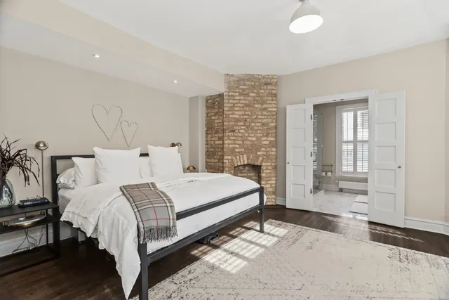 $1,925,000 | 1735 Asbury Avenue, Evanston, IL 60201