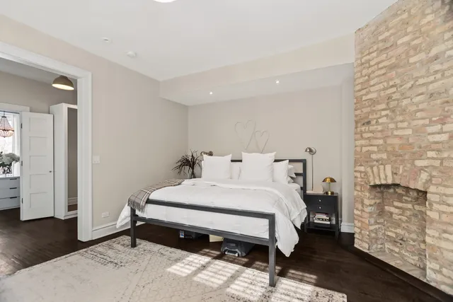 $1,925,000 | 1735 Asbury Avenue, Evanston, IL 60201