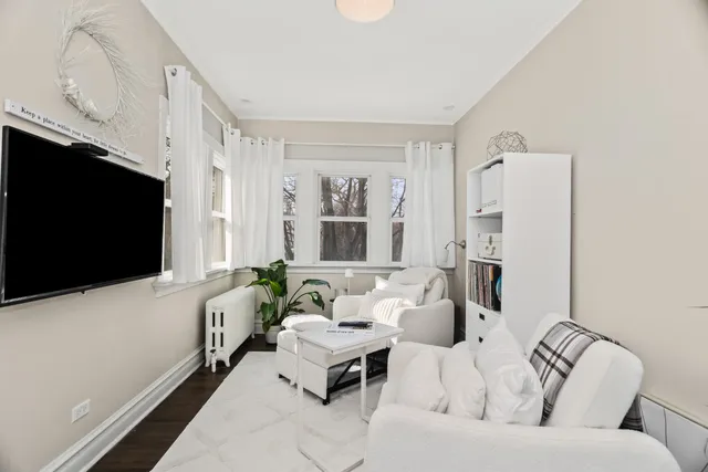 $1,925,000 | 1735 Asbury Avenue, Evanston, IL 60201