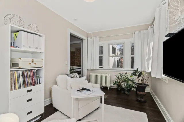 $1,925,000 | 1735 Asbury Avenue, Evanston, IL 60201