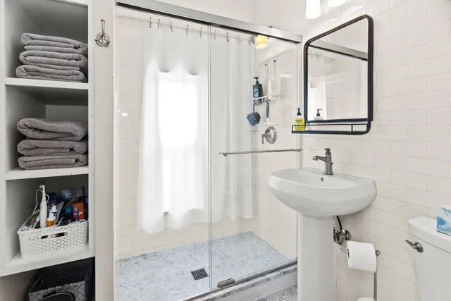 $1,925,000 | 1735 Asbury Avenue, Evanston, IL 60201