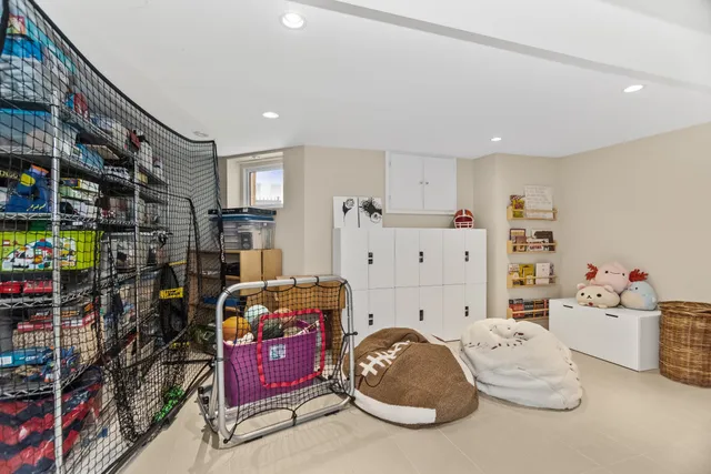 $1,925,000 | 1735 Asbury Avenue, Evanston, IL 60201