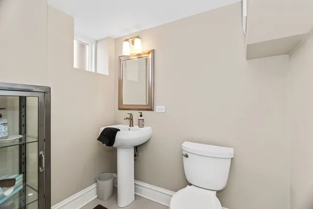 $1,925,000 | 1735 Asbury Avenue, Evanston, IL 60201