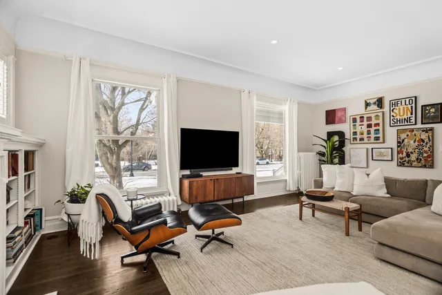 $1,925,000 | 1735 Asbury Avenue, Evanston, IL 60201