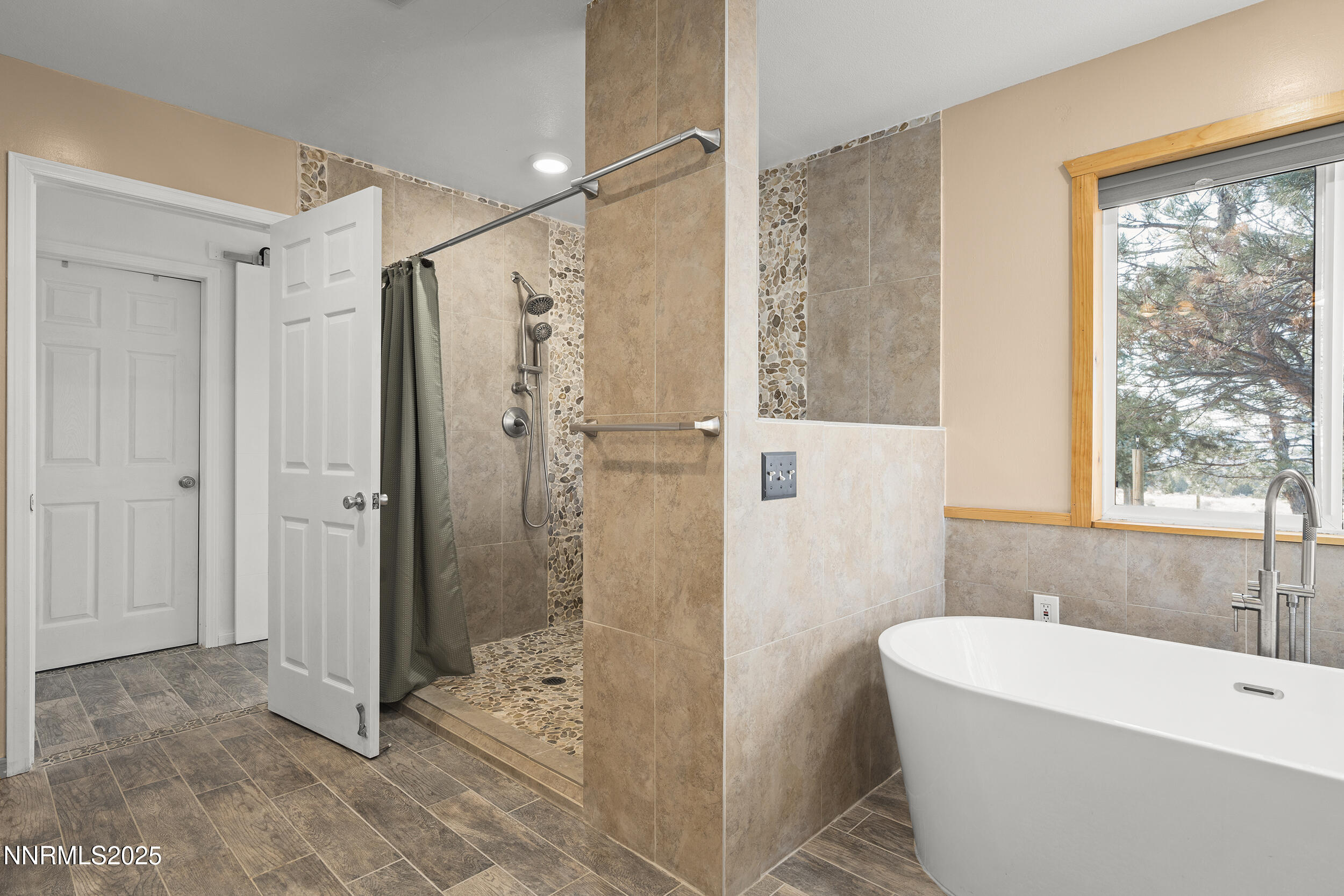 1280 Antelope Valley Road Reno, NV 89508 - Photo 14 of 43 17-print-_DSC0062