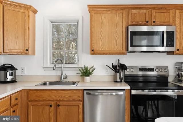 $299,900 | 11 West I Street, Brunswick, MD 21716